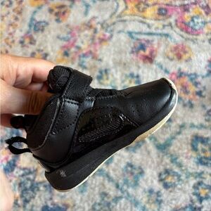 Nike Team Hustle Infant Shoes Size 5